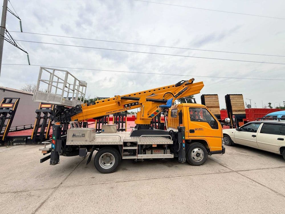 JMC Foton Howo avtovishka avtokran ЖМС Фотон Хово автокран автовышка — 6
