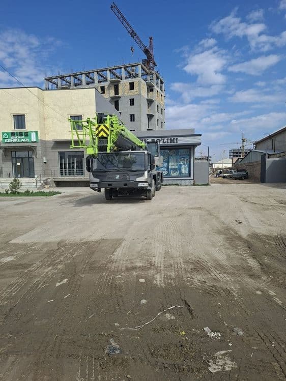 Авто кран сотилади — 2