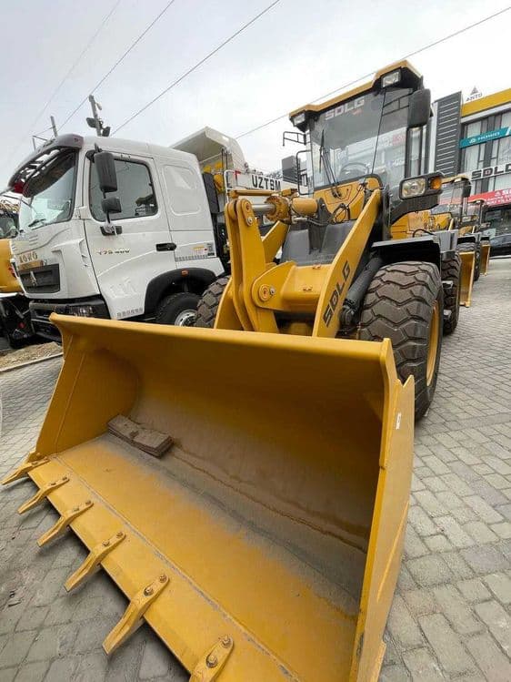 Фронтальный Погрузчик SDLG (volvo) 2,1 куб в кредит. Рассрочка — 1