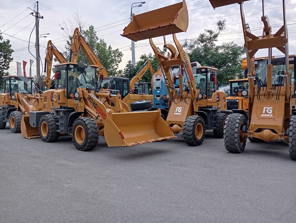 Фронтальный погрузчик 1,5куб XGMA946 — 1