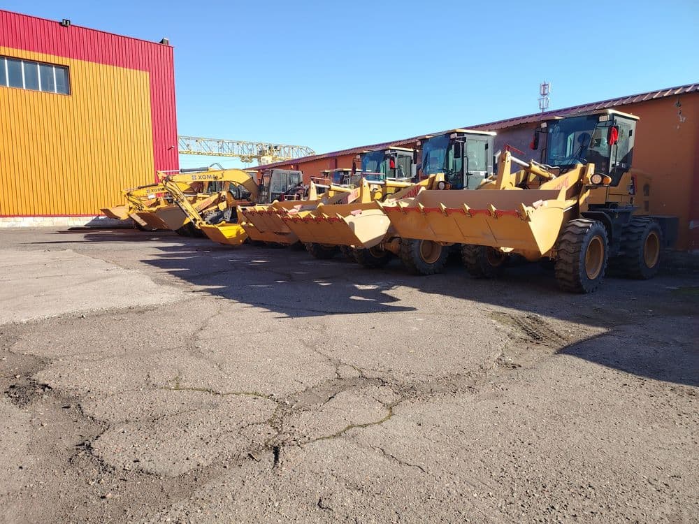 Фронтальный погрузчик 1,5куб XGMA946 — 4