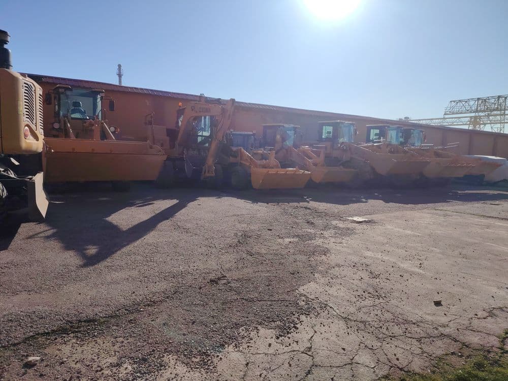 Фронтальный погрузчик 1,5куб XGMA946 — 5