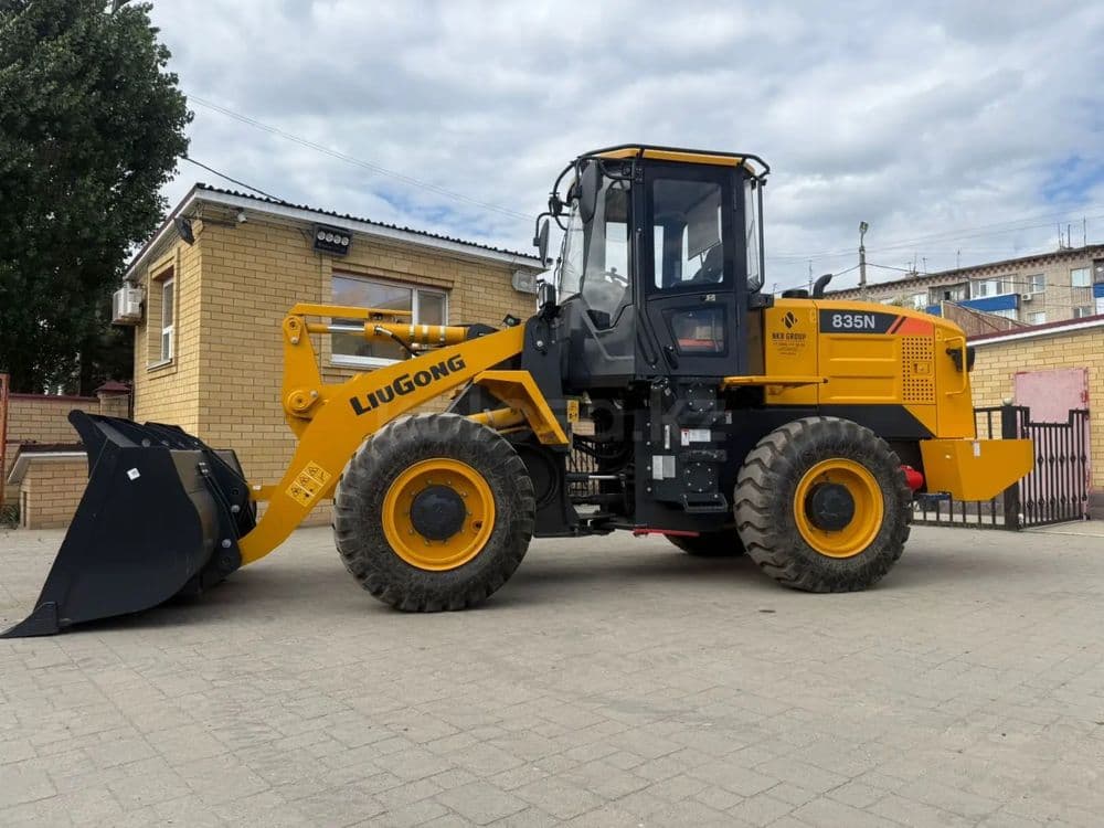 Фронтальный Погрузчик 835N. Рассрочка Предоплата 30%. — 2