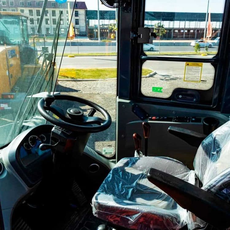 Фронтальный погрузчик XCMG LW330FN 2.1 куб, джойстик в Ташкент — 4