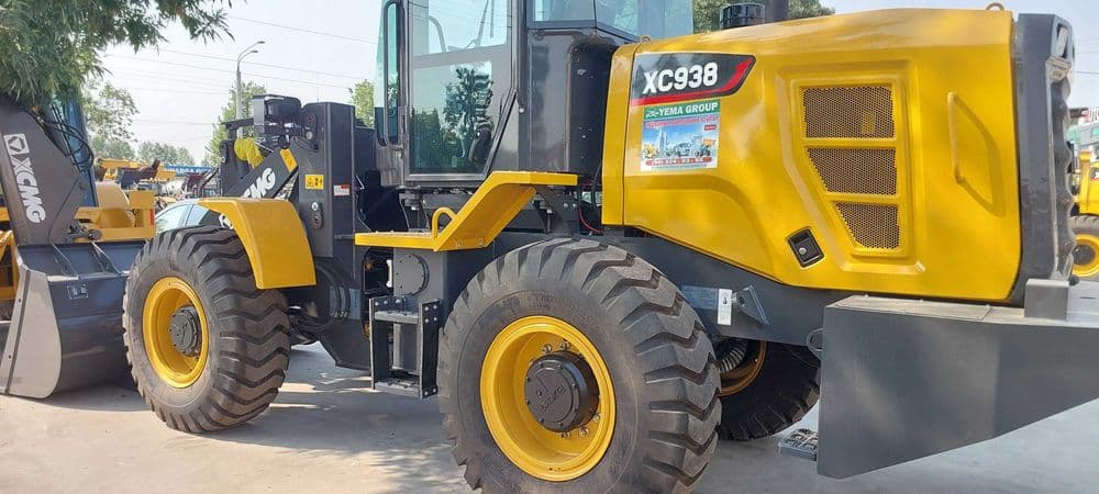 Сотилади  Погрузчик XCMG XC938  1,8 - 2,1  куб джойстик — 1