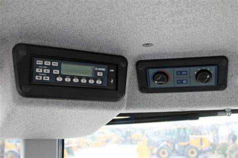 Сотилади  Погрузчик XCMG XC938  1,8 - 2,1  куб джойстик — 5