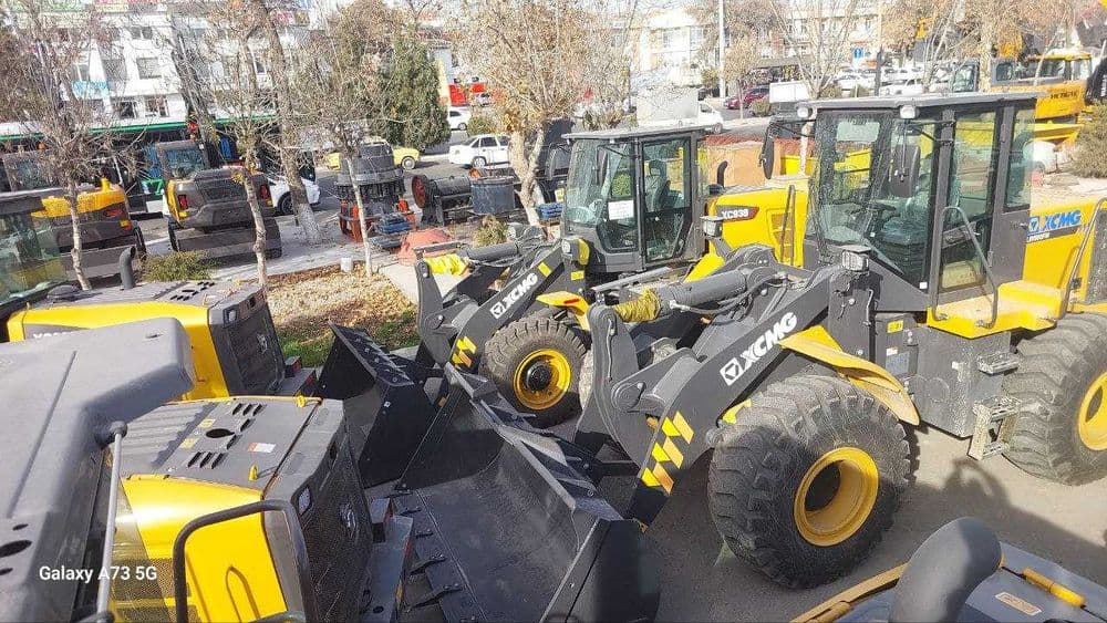 Сотилади  Погрузчик XCMG XC938  1,8 - 2,1  куб джойстик — 7