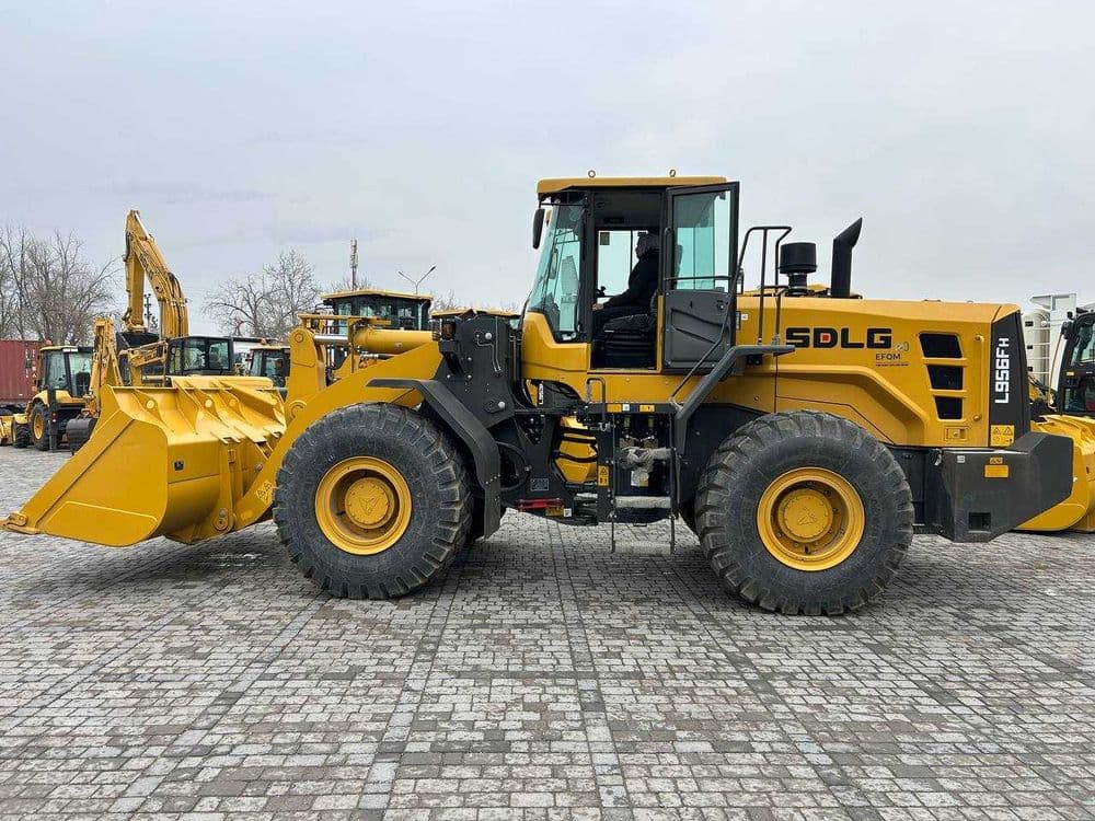 Фронталный погрузчик SDLG L956FH 3.2 куб есть в наличии — 2
