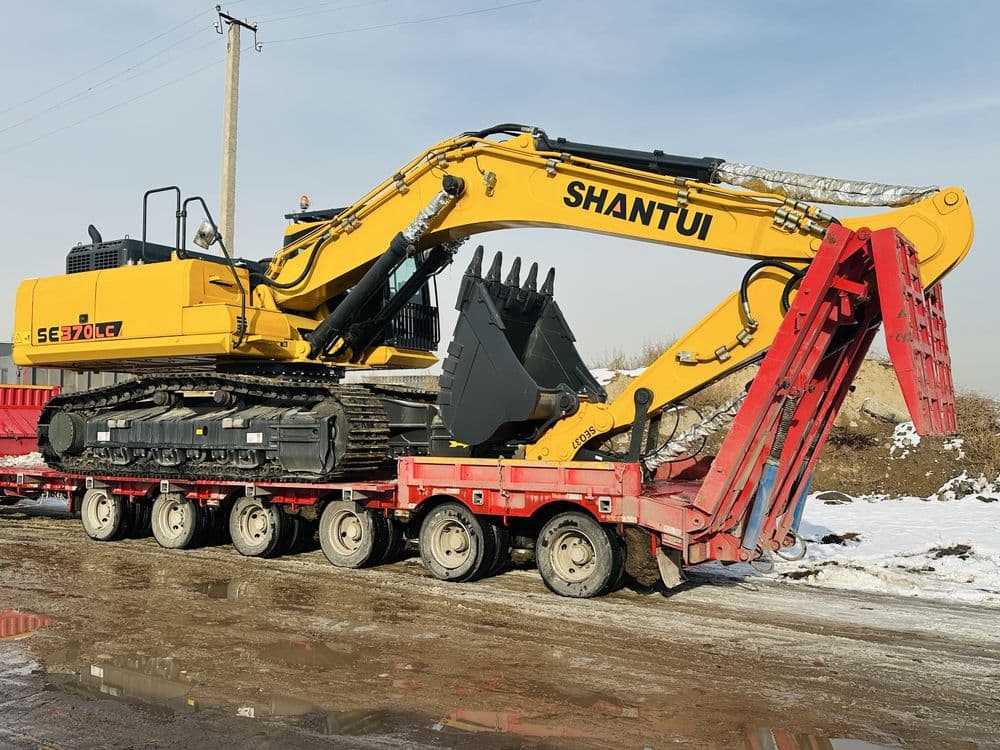 Продается  Экскаватор SHANTUI SE 370 — 1