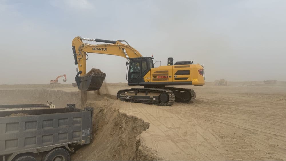 Продается  Экскаватор SHANTUI SE 370 — 3