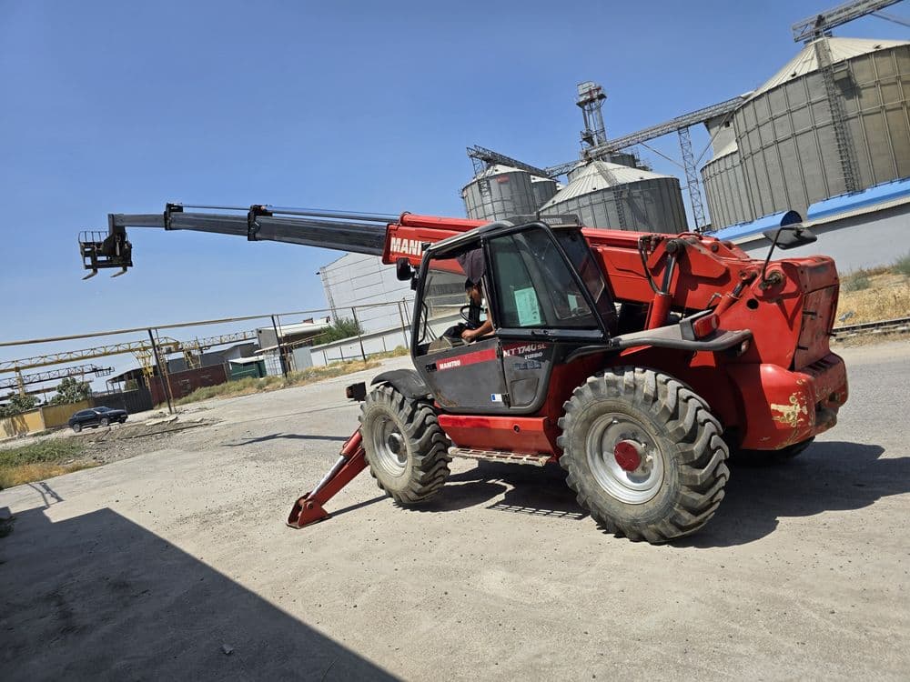 Manitou 1740 погрузчик телескопический сотилади — 1