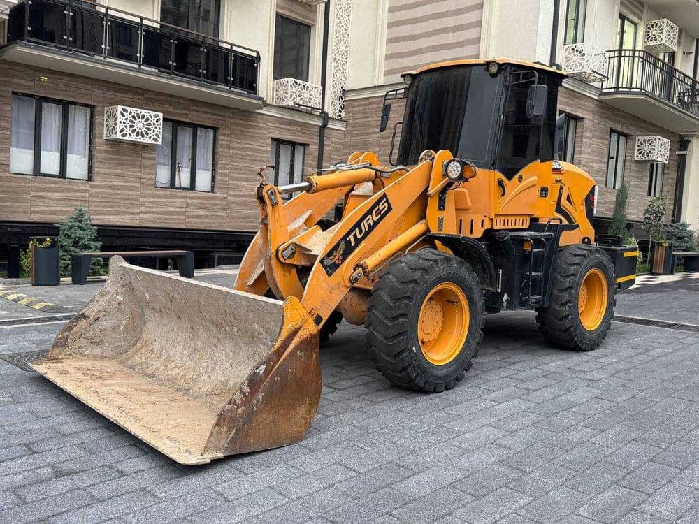 HR935C погрузчик — 3