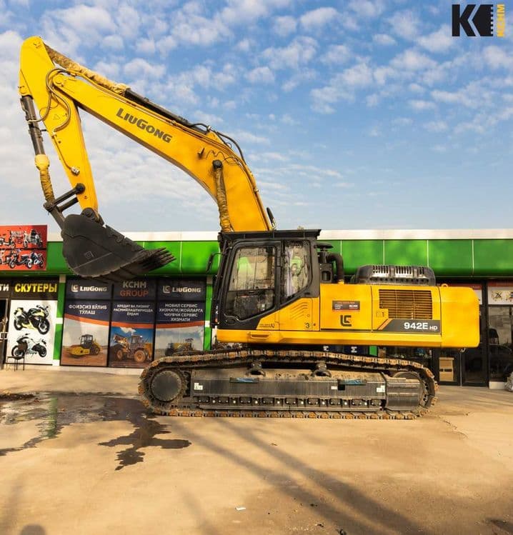 Karyer uchun ekskavator 42T, 2.1 m³ — 1