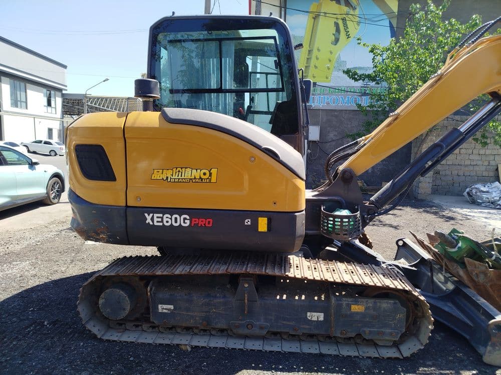 Экскаватор XCMG XE60G PRO (Б/У) в отличном состоянии