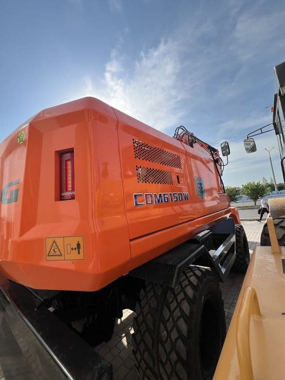 Ekskavator LONKING CDM6150W — 2