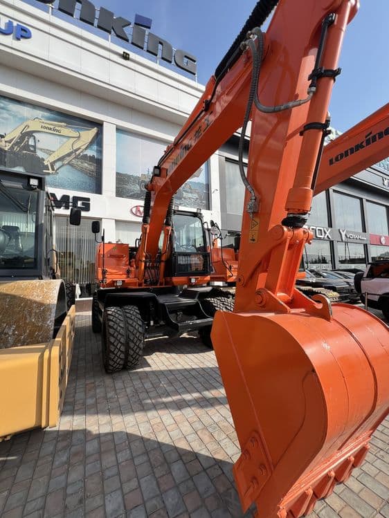 Ekskavator LONKING CDM6150W — 3