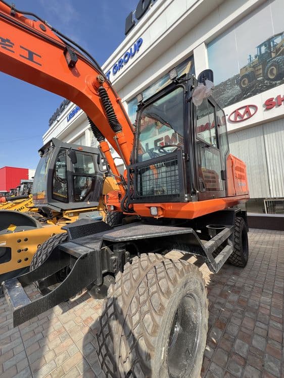 Ekskavator LONKING CDM6150W — 4