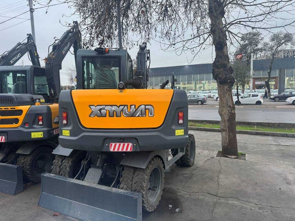Экскаватор Колесный гидравлический XINYUAN XYB80W 660 млн сум с НДС — 3