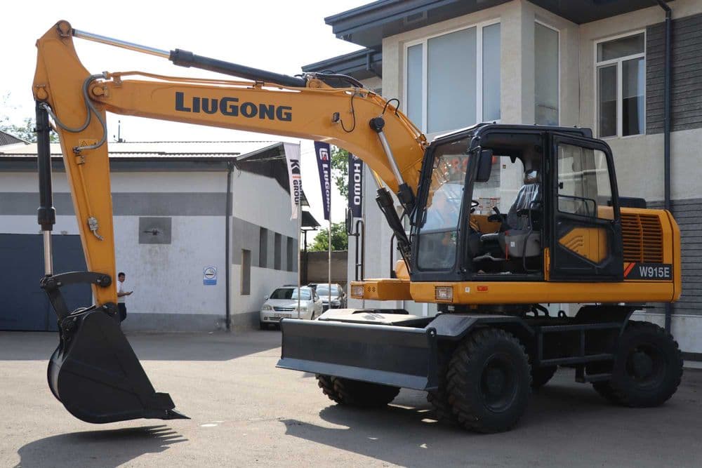 Колесный экскаватор Liugong W915E, Lizing/Kredit — 3