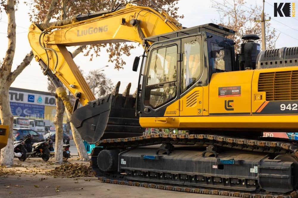 Ekskavator LiuGong 2.1 m³, Mavjud — 2