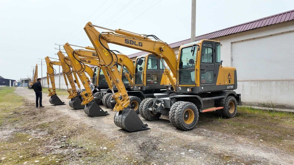 Сотувда тайор! Экскаватор Мини SDLG EA775F — 2
