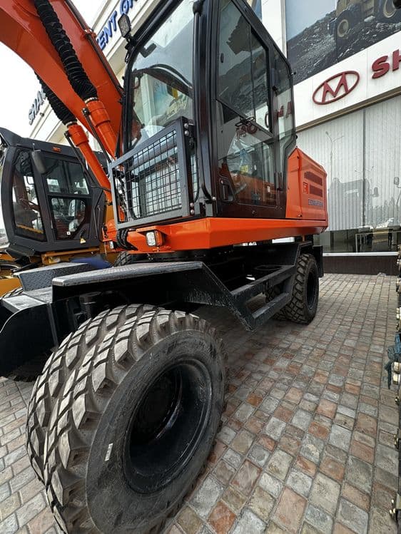 Ekskavator Lonking CDM6150W — 4