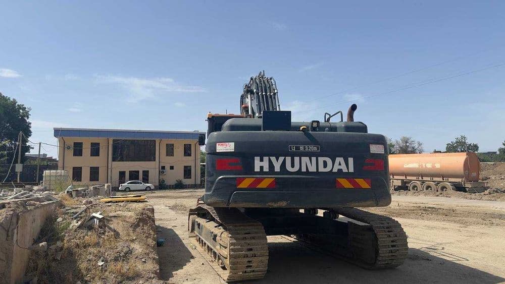 Гусеничный Экскаватор HYUNDAI HX300A — 3