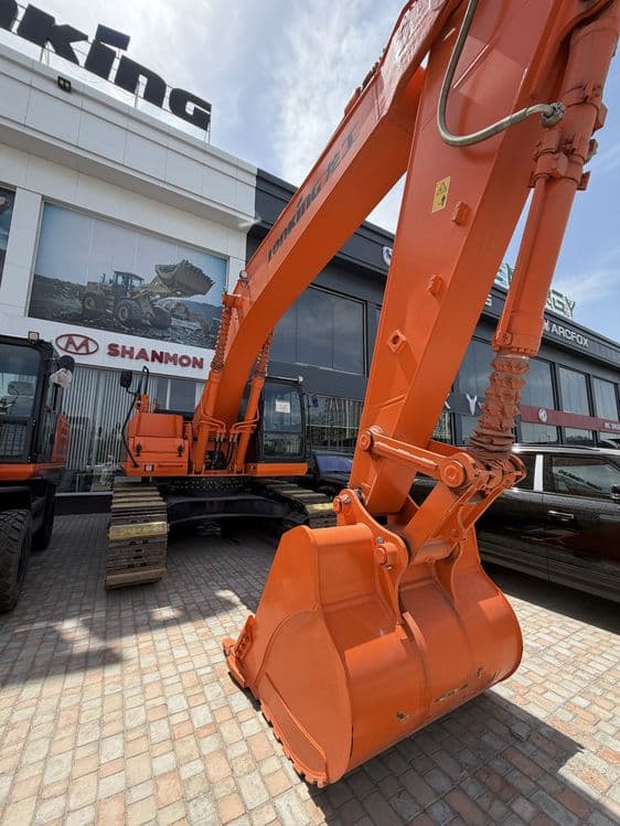 Lonking Ekskavator CDM 6336 — 3