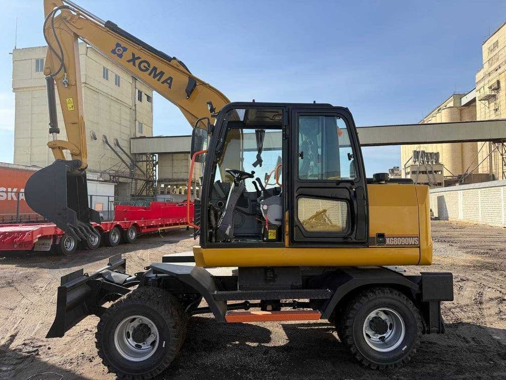 Ғилдиракли мини-экскаватор XG8085WH — 1