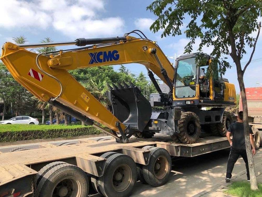 Экскаватор колесный XCMG XE210WD в наличии 1 куб — 6