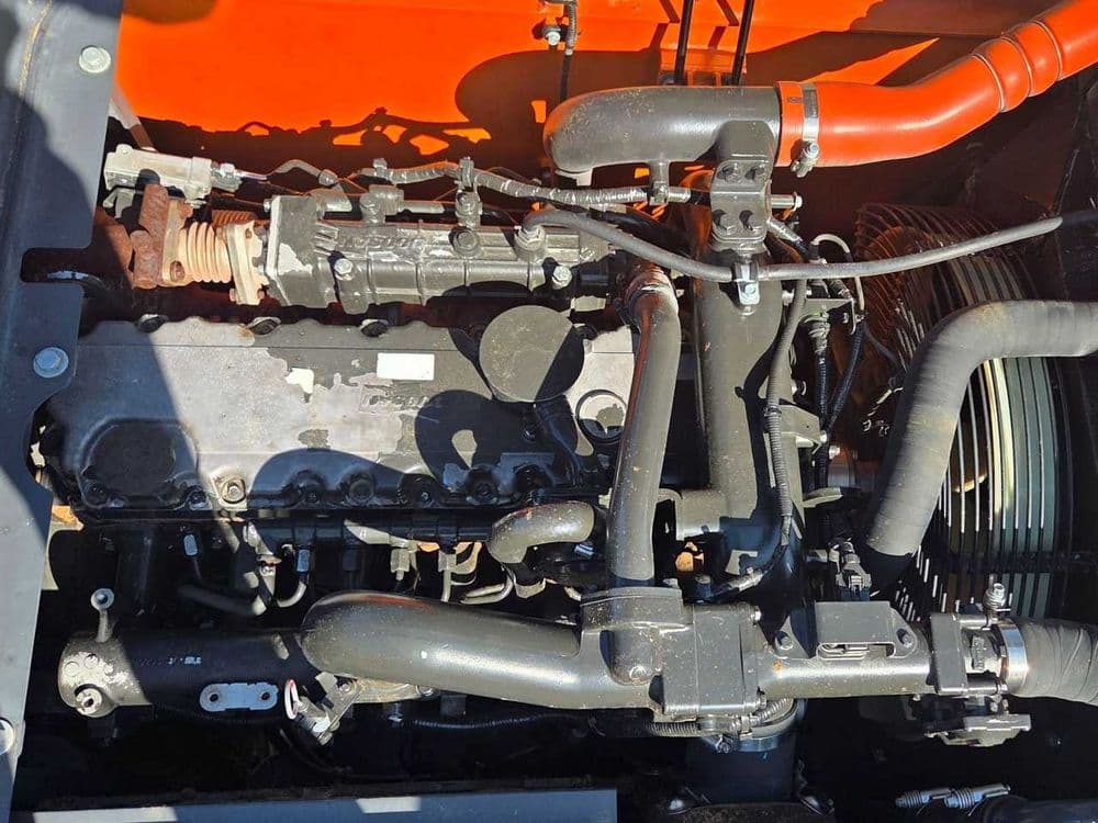 Колесный экскаватор Doosan DX210W-5 — 5