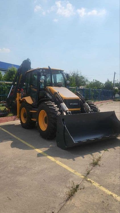 HYUNDAI экскаватор погрузчик Hyundai ekskavator-yuklovchi — 1