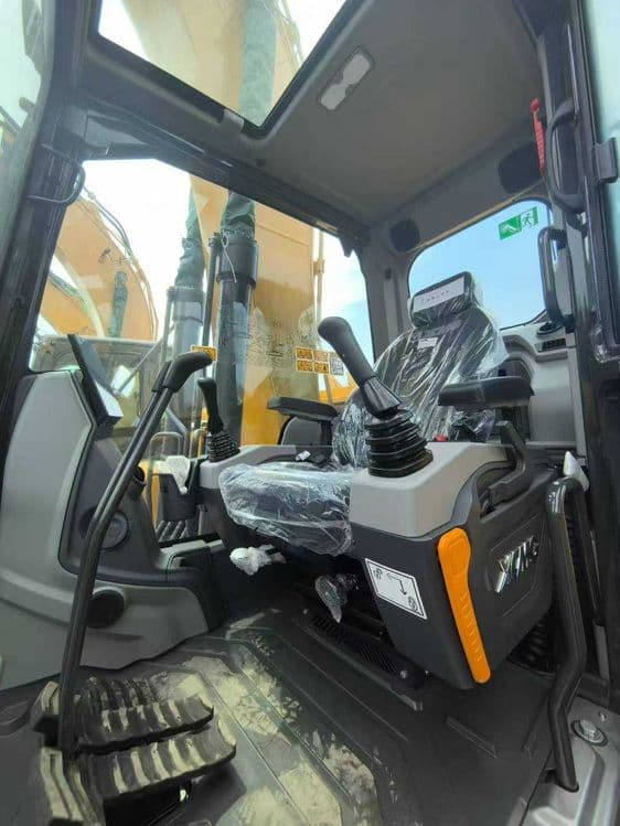 Экскаватор XCMG XE335G 1.8м3 (В НАЛИЧИЕ) — 4