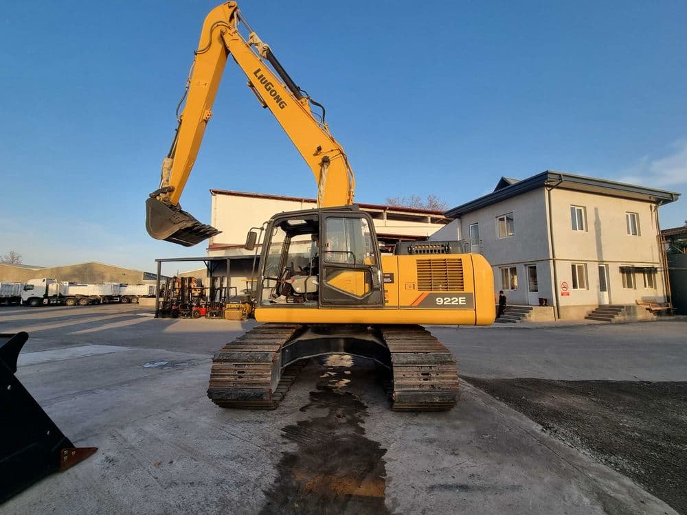 Гусеничный Экскаватор / Ekskavator LiuGong CLG922Ell, 0.65 m³. — 3