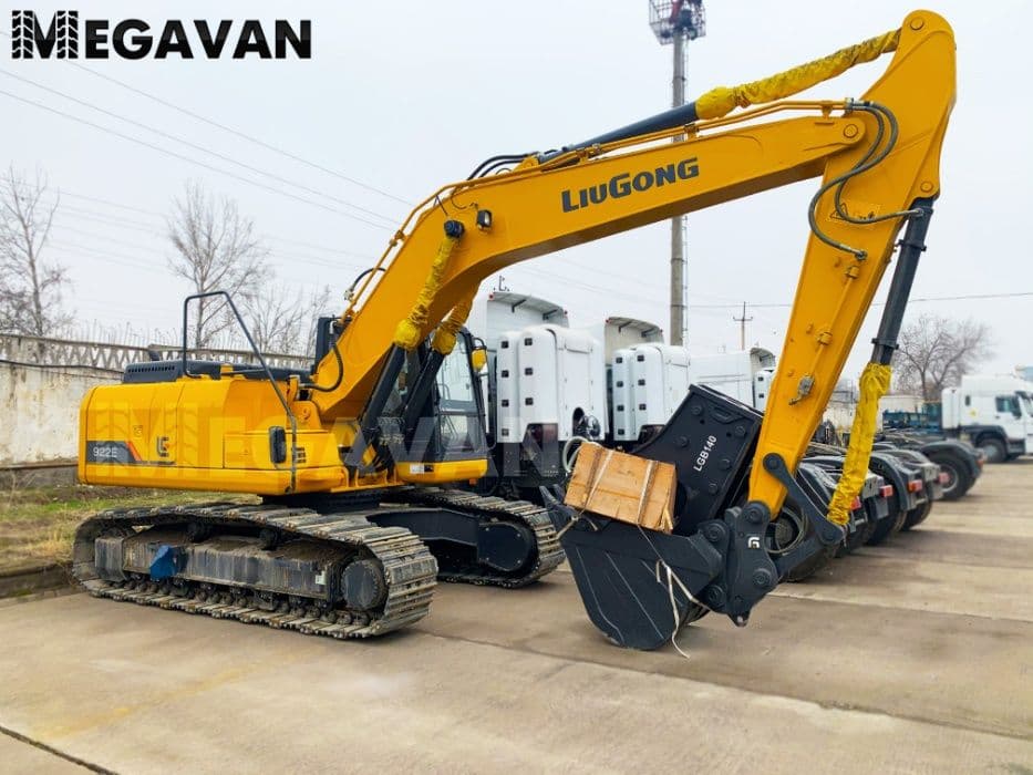 Новый экскаватор гусеничный LiuGong 922E — 1