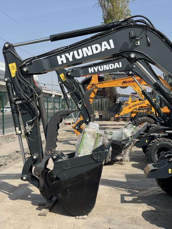 Hyundai HW60 мини экскаватор сотувда таййор — 6