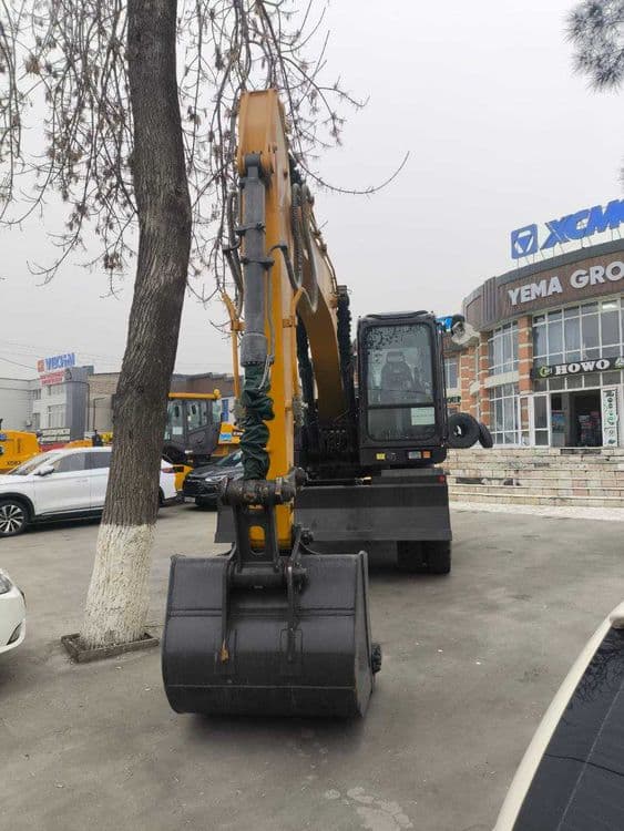 Колёсный экскаватор XCMG-XE150WD — 1