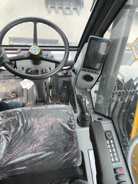 Колёсный экскаватор XCMG-XE150WD — 5