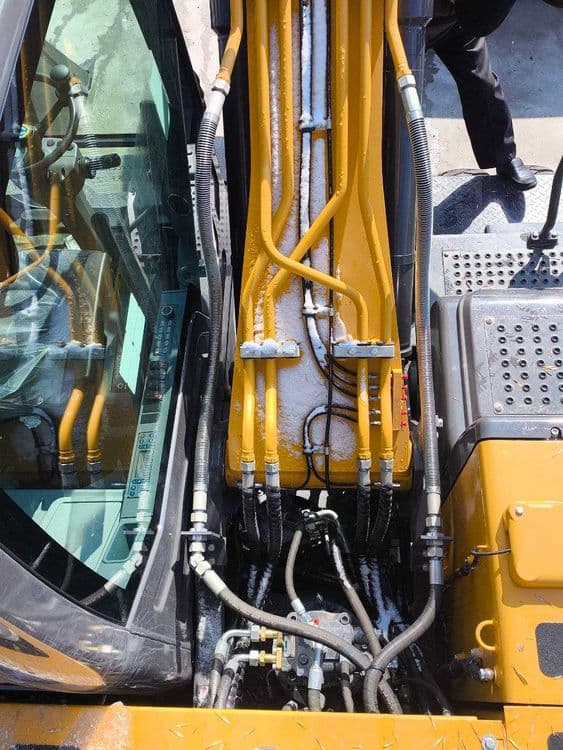 Колёсный экскаватор XCMG-XE150WD — 8