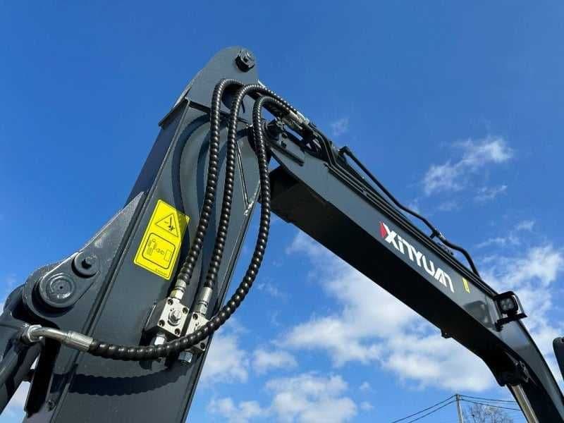 Экскаватор XINYUAN С80W — 4