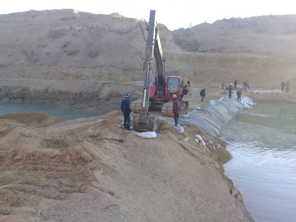 Ekskovator ijaraga beriladi malakalik mutaxassislar bilan birga — 4