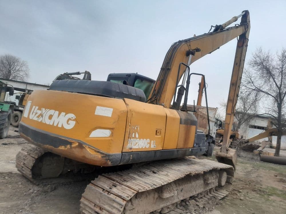 Ekskavatorlar 16 12 9m buldozer greyder va boshqa texnikalar arendaga — 6