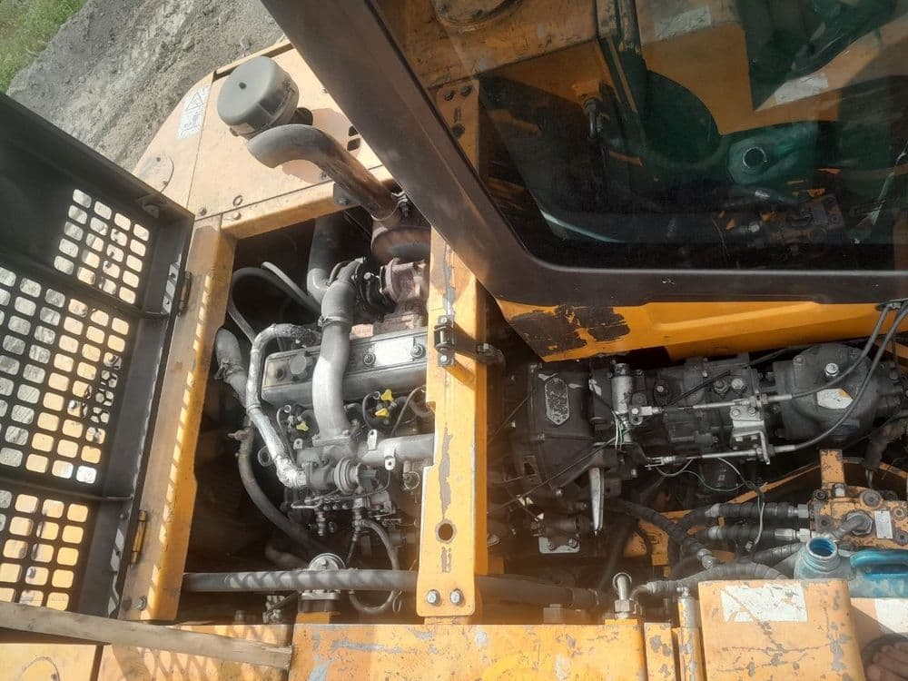 Ekskavator rodex x77 sotiladi srochna — 4