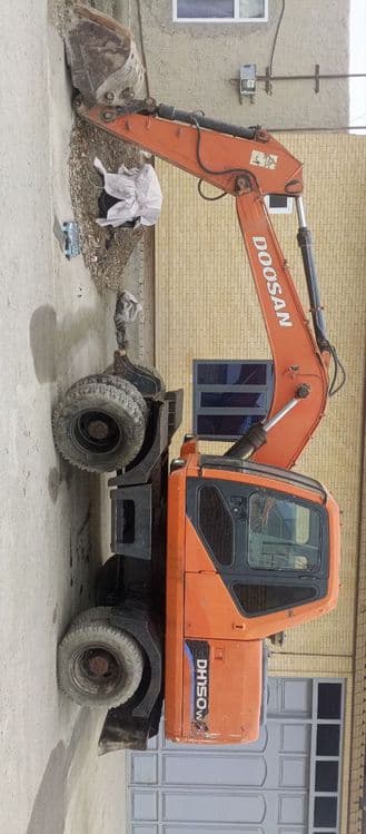 Ekskavator DOOSAN sotiladi  Продается экскаватор в идеальном состоянии — 3
