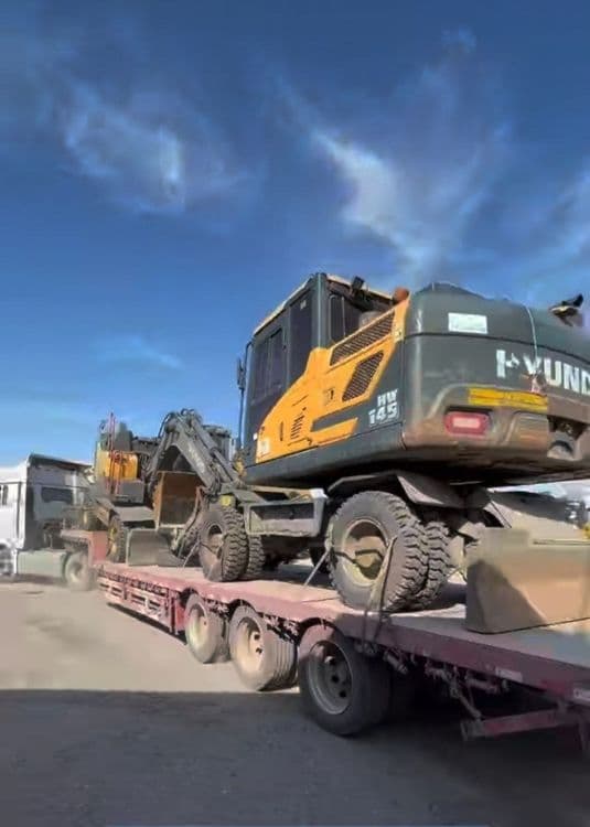 Hyundai 145 EKSKAVATOR Sotiladi — 1