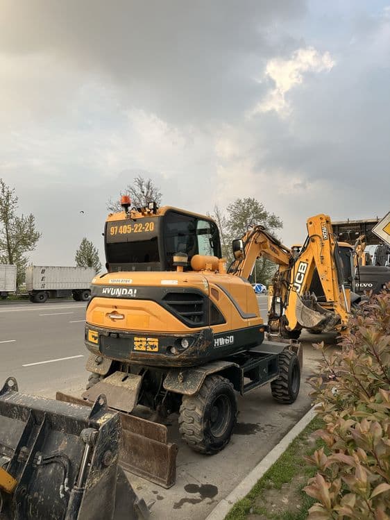 Mini ekskavator hw60 — 3