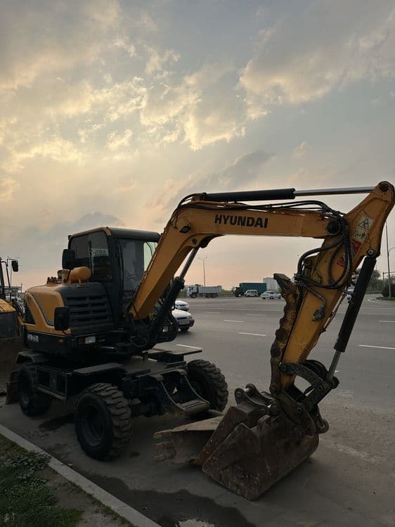Mini ekskavator hw60 — 4