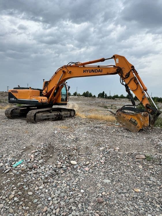 Hyundai Ekskavator — 4