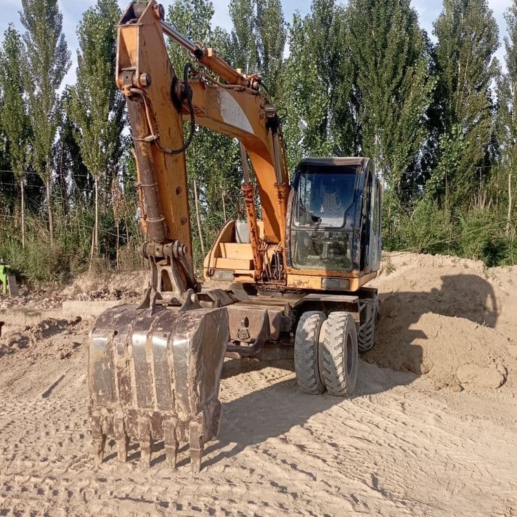 Ekskavator Samsung 132 — 1