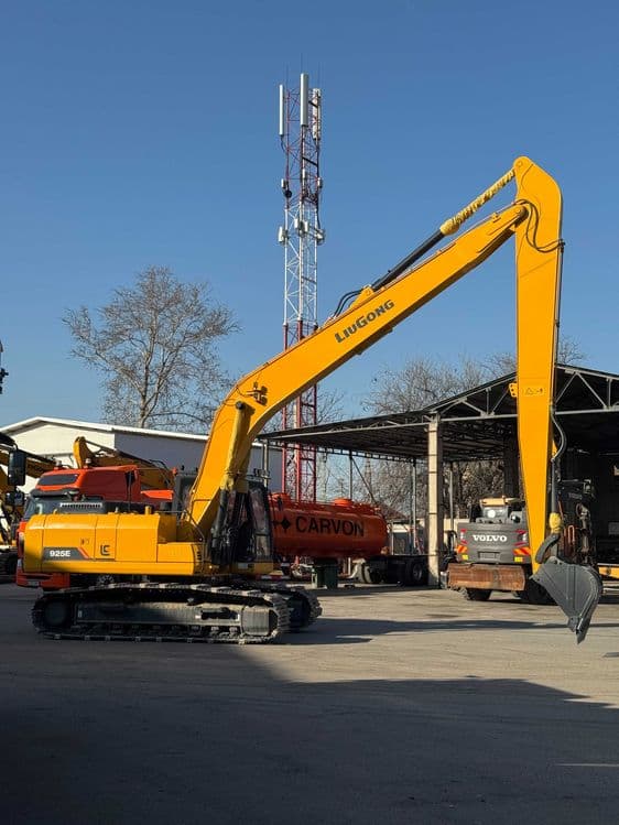 16 METRLI Ekskavator 25 tonn 0,55 м3 Kredit/Lizing — 2